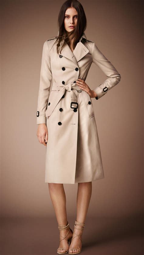 sandringham trench coat burberry|burberry trench with removable liner.